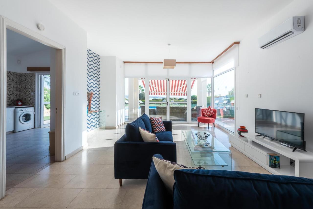 Villa Marina Sunrise By Ezoria Villas Coral Bay Buitenkant foto