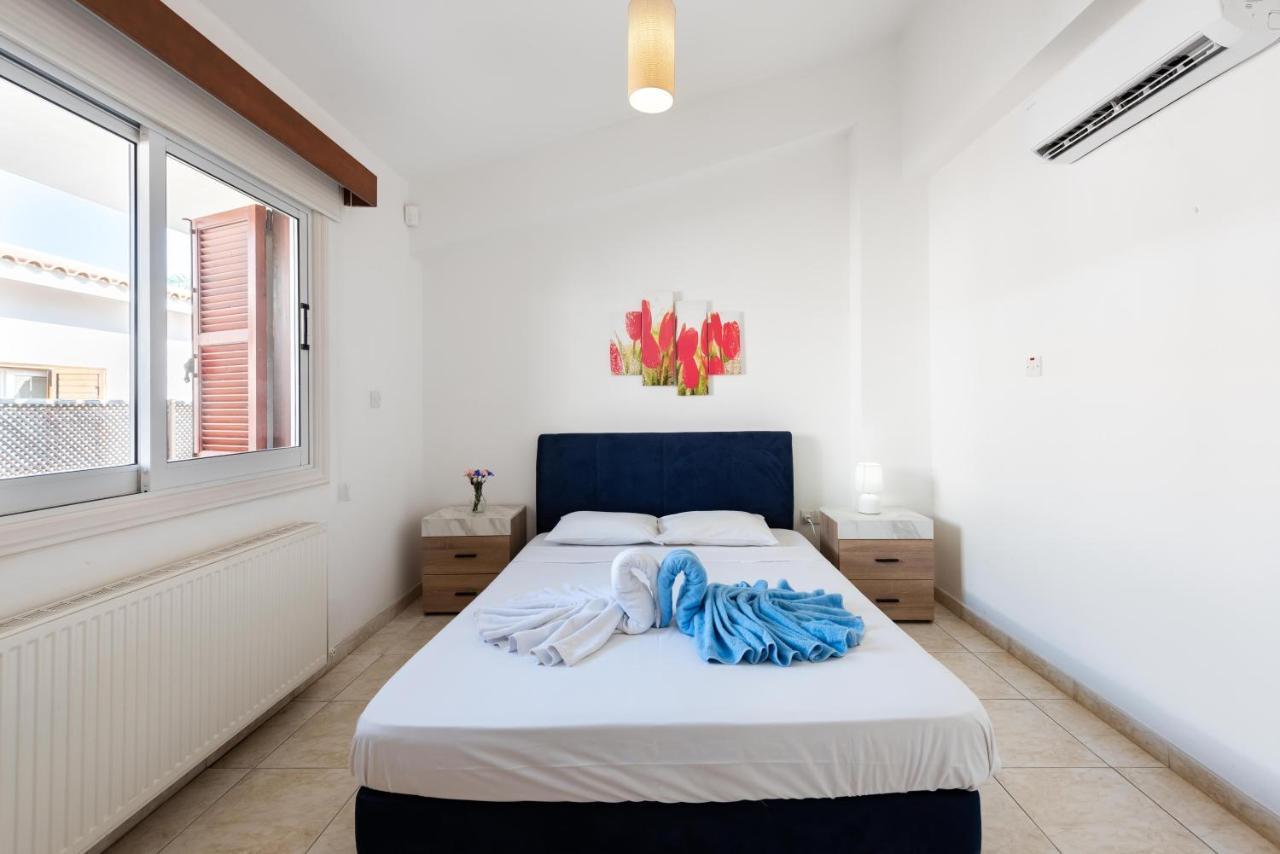 Villa Marina Sunrise By Ezoria Villas Coral Bay Buitenkant foto