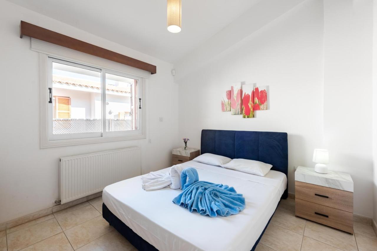 Villa Marina Sunrise By Ezoria Villas Coral Bay Buitenkant foto