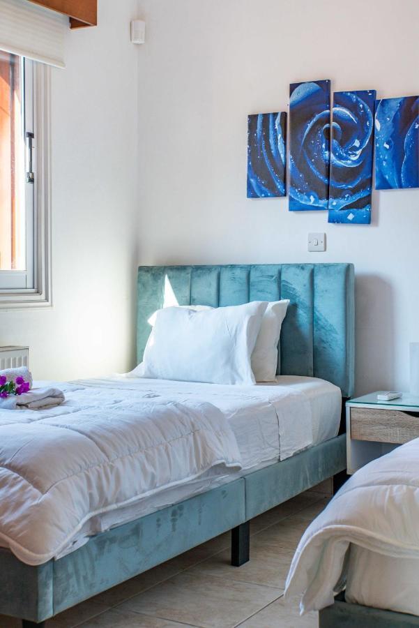 Villa Marina Sunrise By Ezoria Villas Coral Bay Buitenkant foto